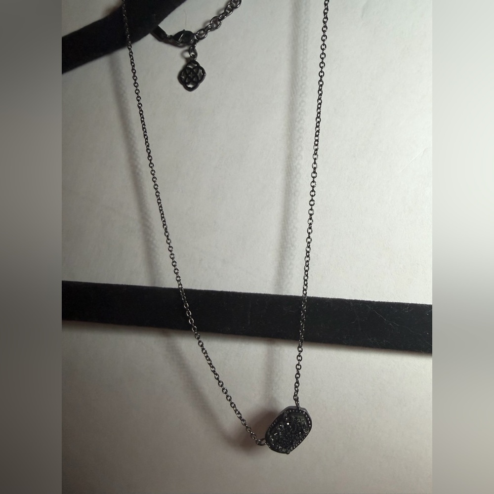 Kendra Scott Black Pendant Necklace